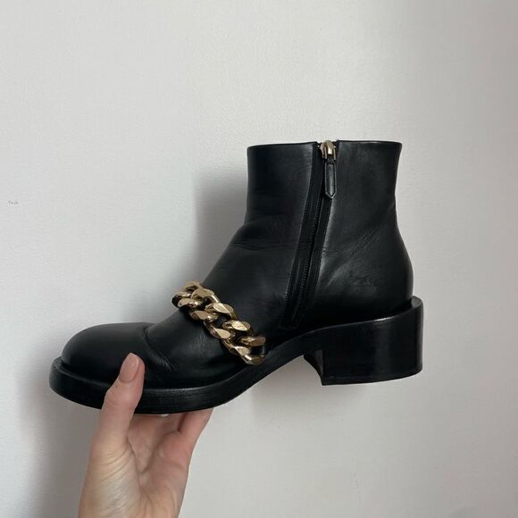Givenchy Laura Black Calf Leather Gold Chain Boots - Picture 12 of 15